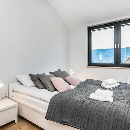 Apartament Kolobrzeg 코워브제크